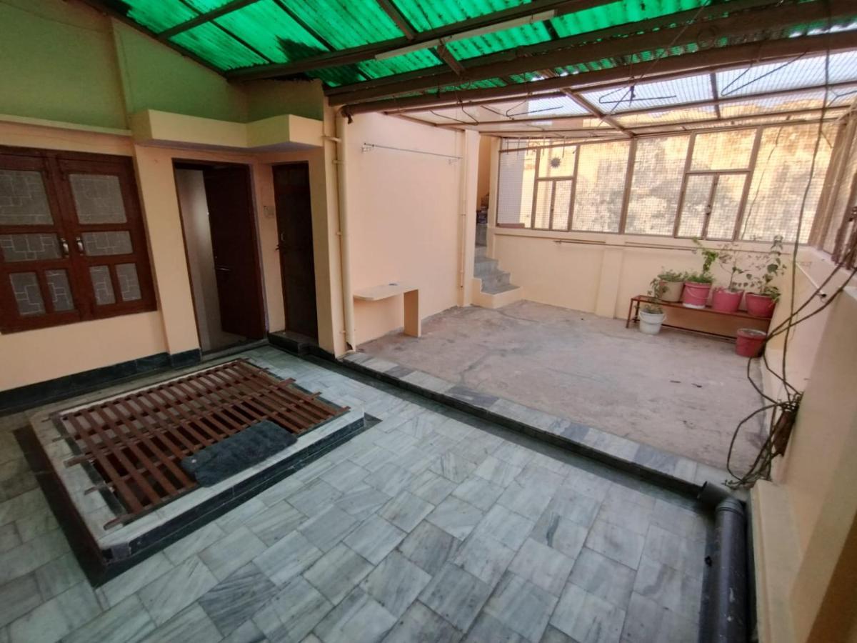 Heritage Homestay@Old City Near Ganges พาราณสี ภายนอก รูปภาพ