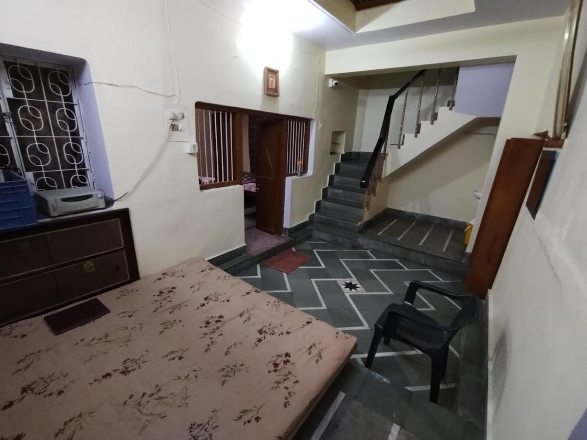 Heritage Homestay@Old City Near Ganges พาราณสี ภายนอก รูปภาพ