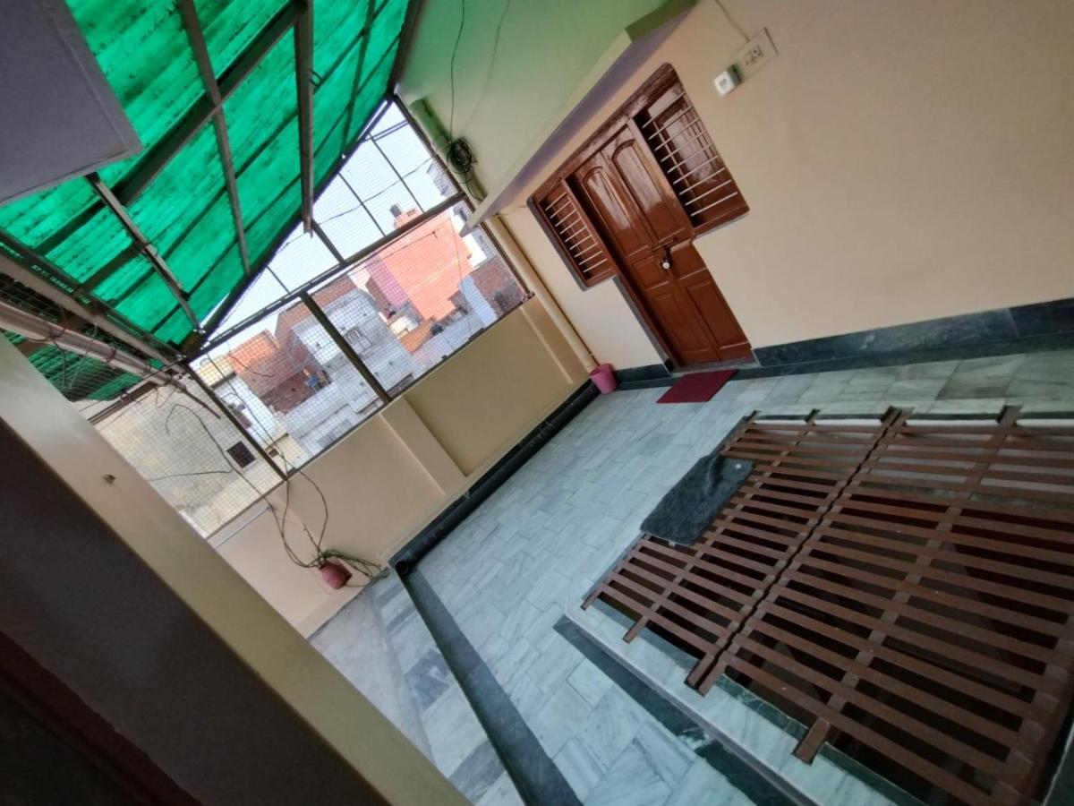 Heritage Homestay@Old City Near Ganges พาราณสี ภายนอก รูปภาพ